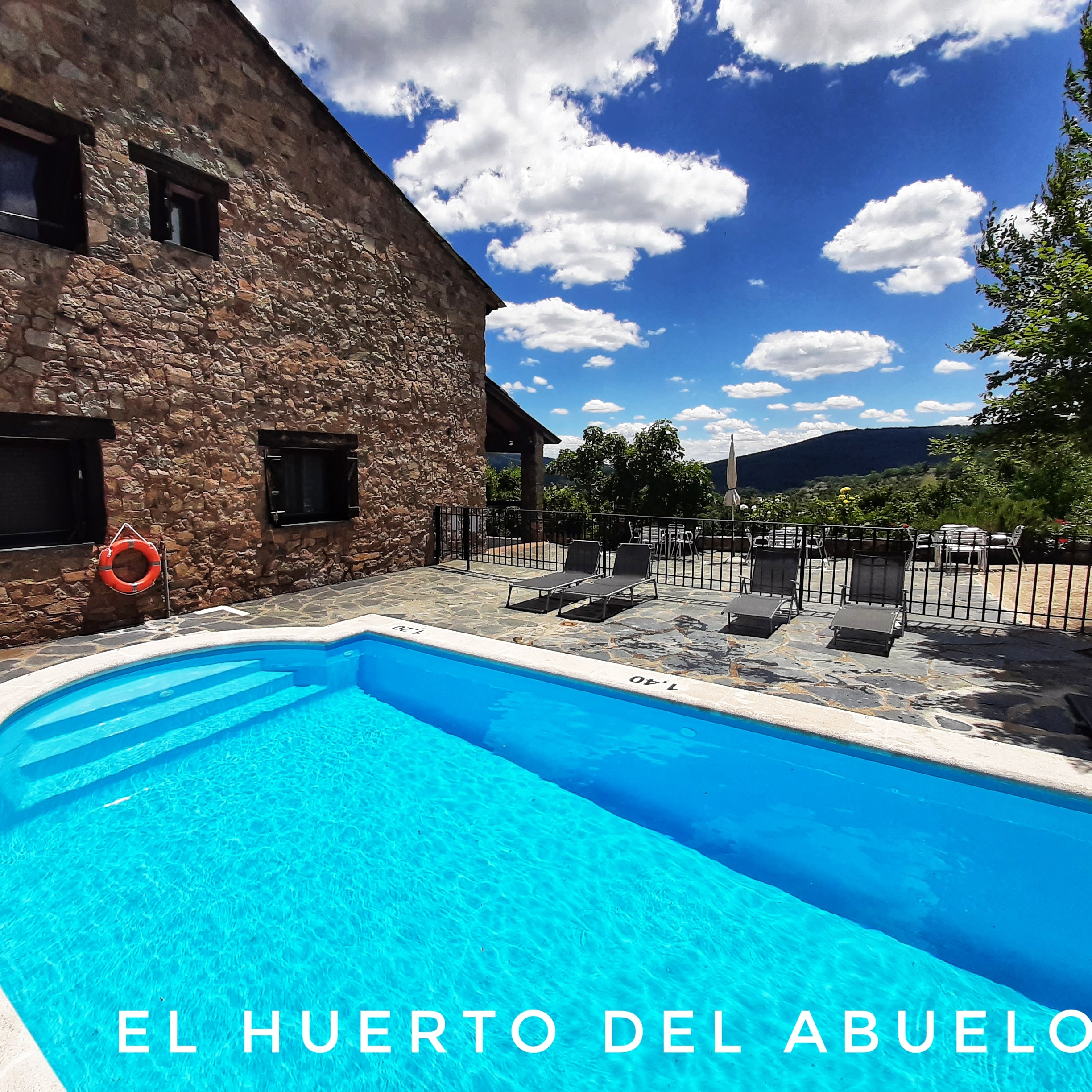 Casa Rural el Huerto del Abuelo en Almiruete