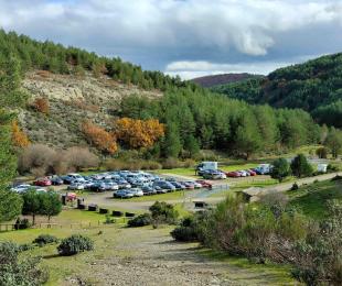 Aparcamiento de El Casarejo. Foto: Alfanhui