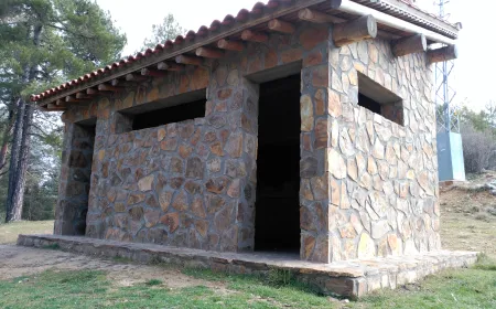 Area recreativa de la Fuente de las Tablas. Barbacoa